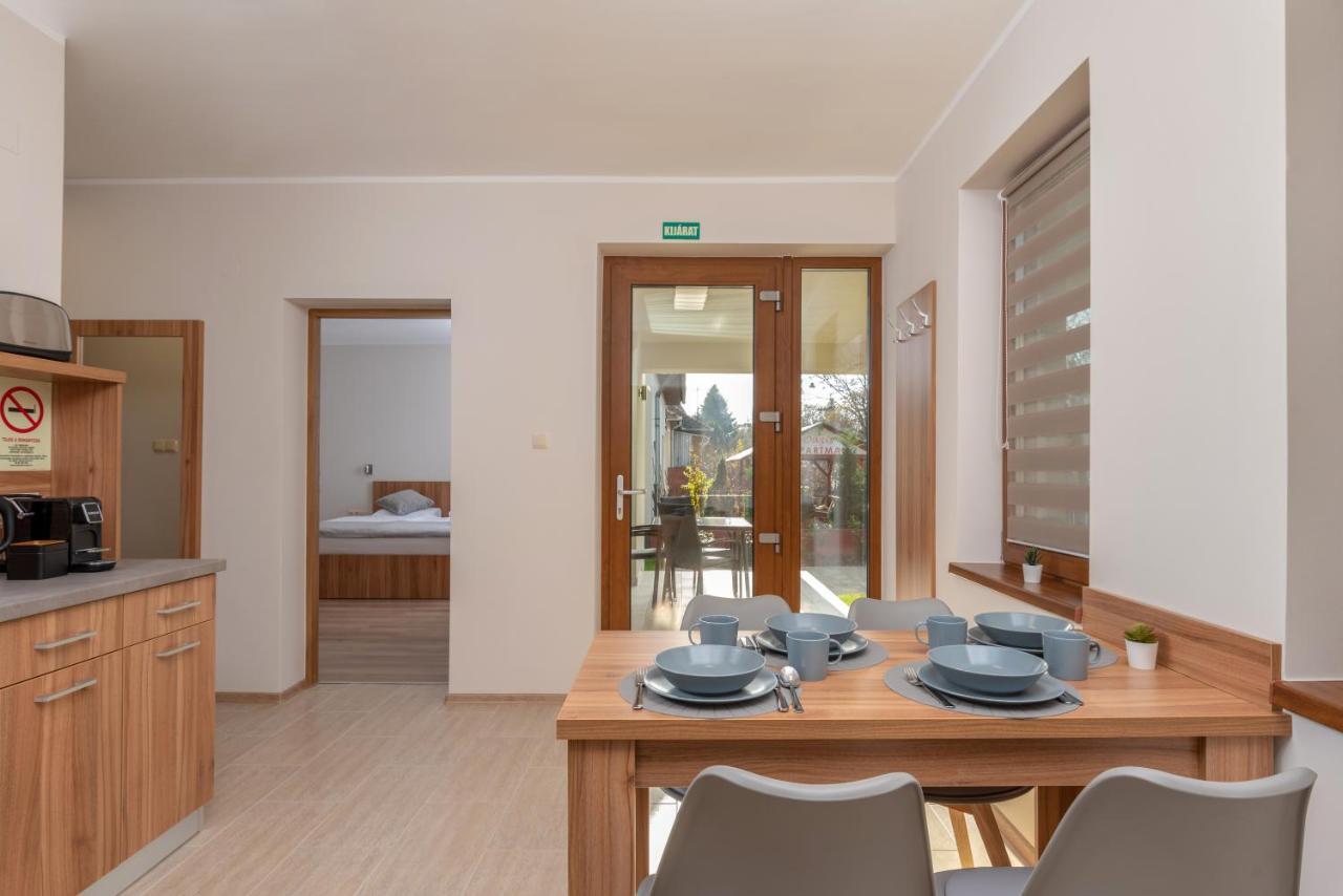 Hídfő Apartman-Nyugalom Szigetei Gyula Exterior foto